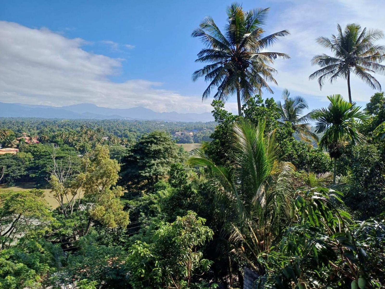 The Traveller Kandy Exterior photo